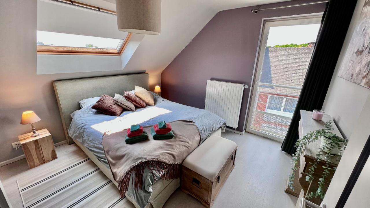 Loft En Duplex Avec Terrasse 3 Chambres Proche Pairi Daiza Mons Exterior foto